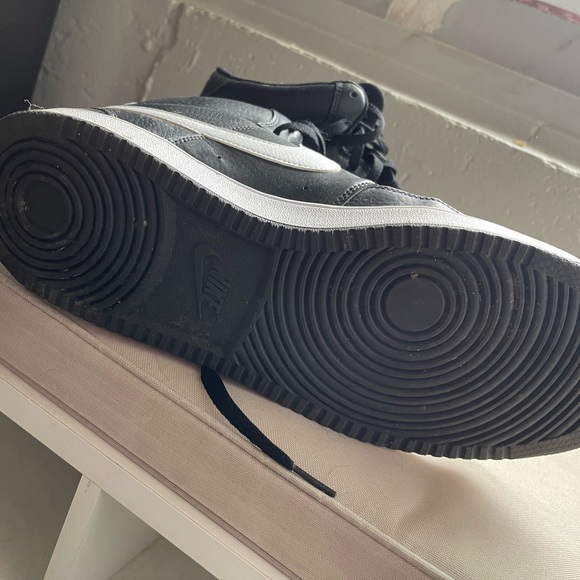 Nike Court Vision - Picture 2 of 2